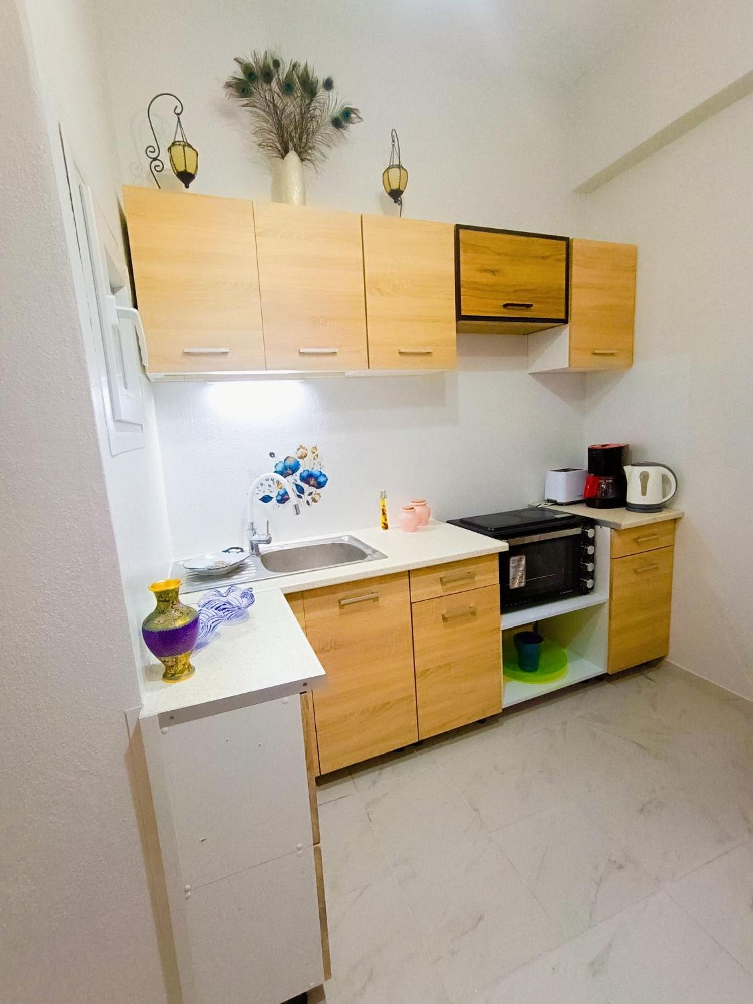 Cozy Apartment In Афины Экстерьер фото