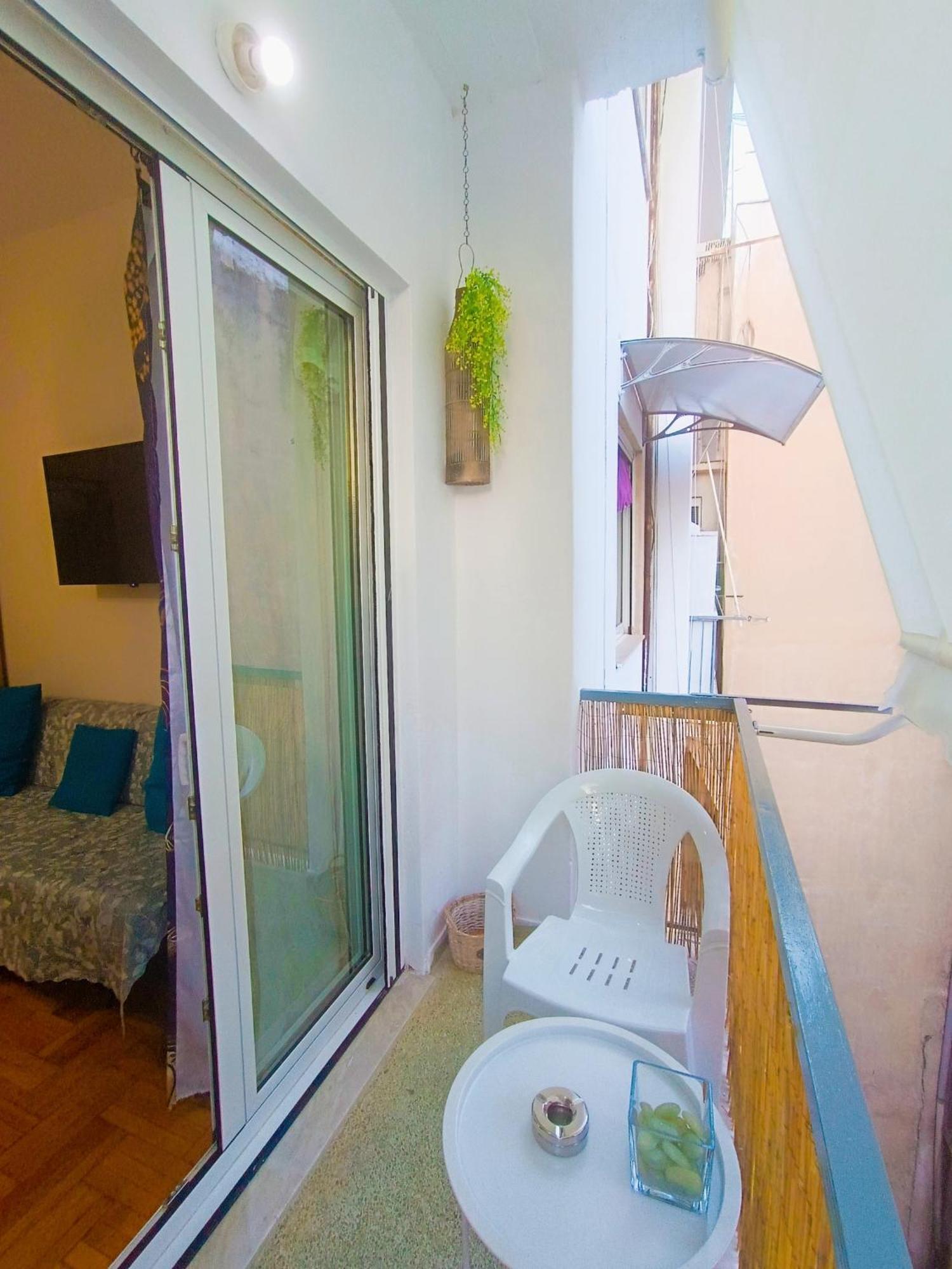 Cozy Apartment In Афины Экстерьер фото