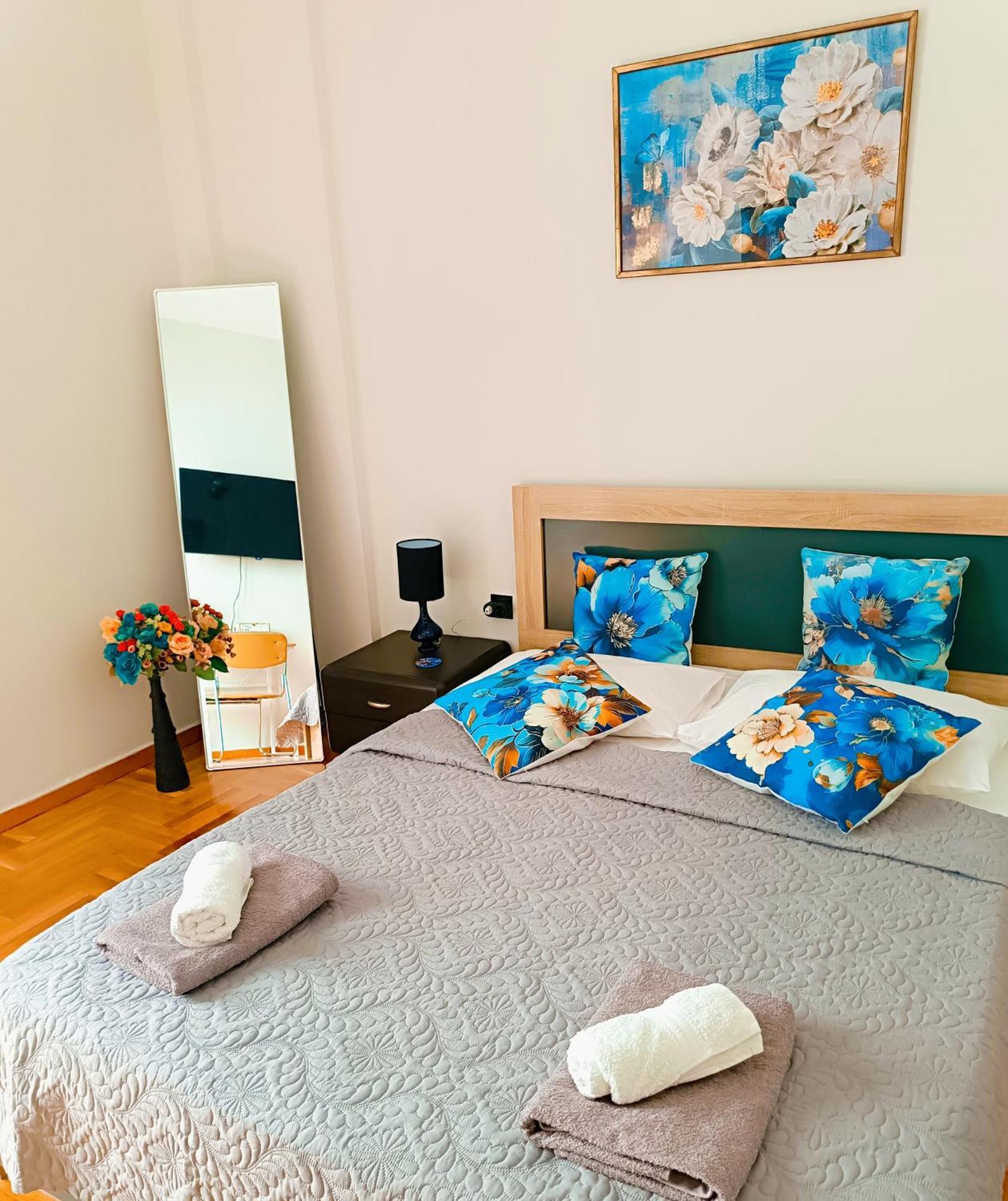 Cozy Apartment In Афины Экстерьер фото