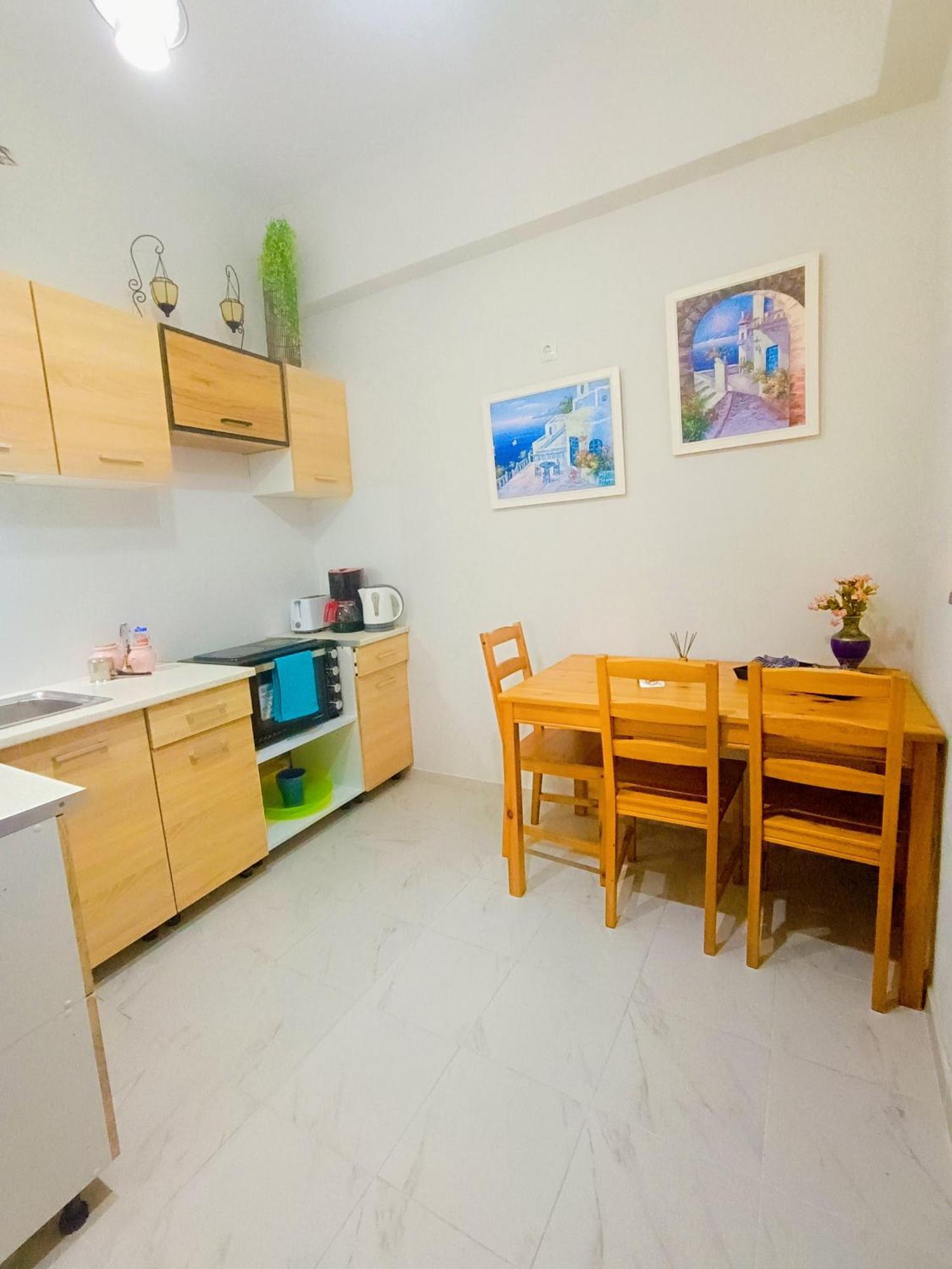 Cozy Apartment In Афины Экстерьер фото