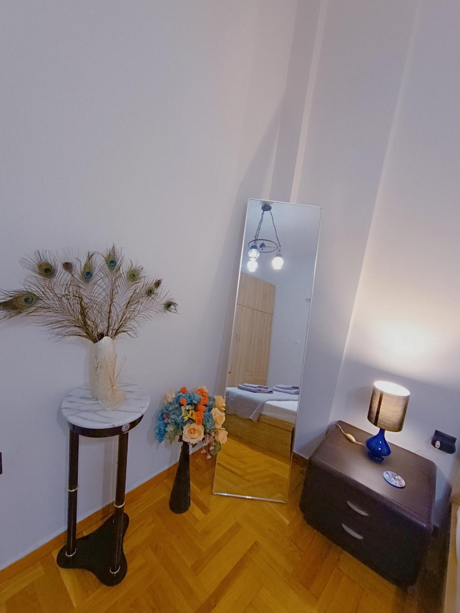 Cozy Apartment In Афины Экстерьер фото